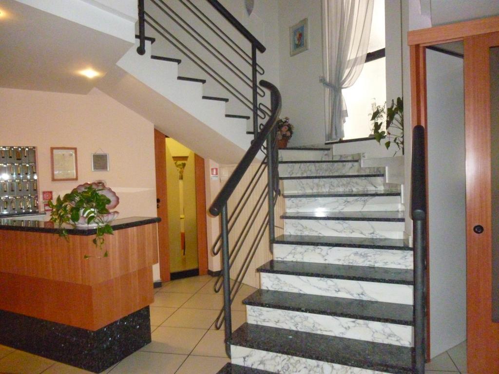 Hotel Basilea เบลลาเรีย-อีเจอา มารีนา ภายนอก รูปภาพ